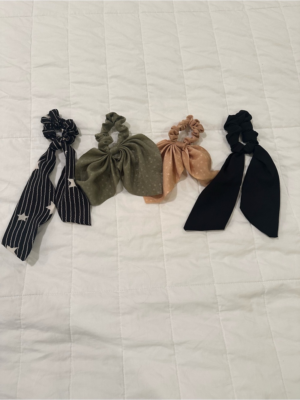 Scrunchie Set Bow Tail Neutral Black Green Tan - Set of 4
